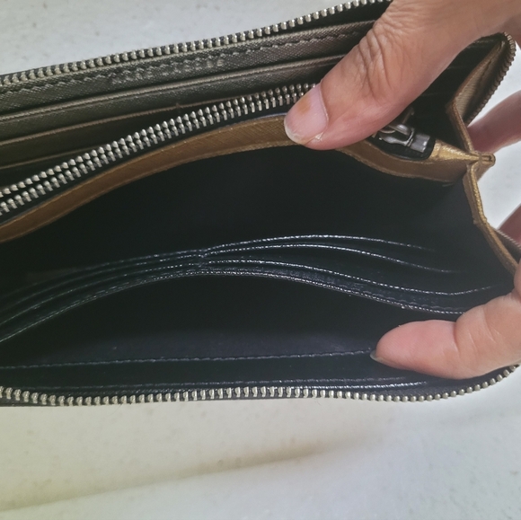 Marc Jacobs Purple Wallet - Picture 5 of 6